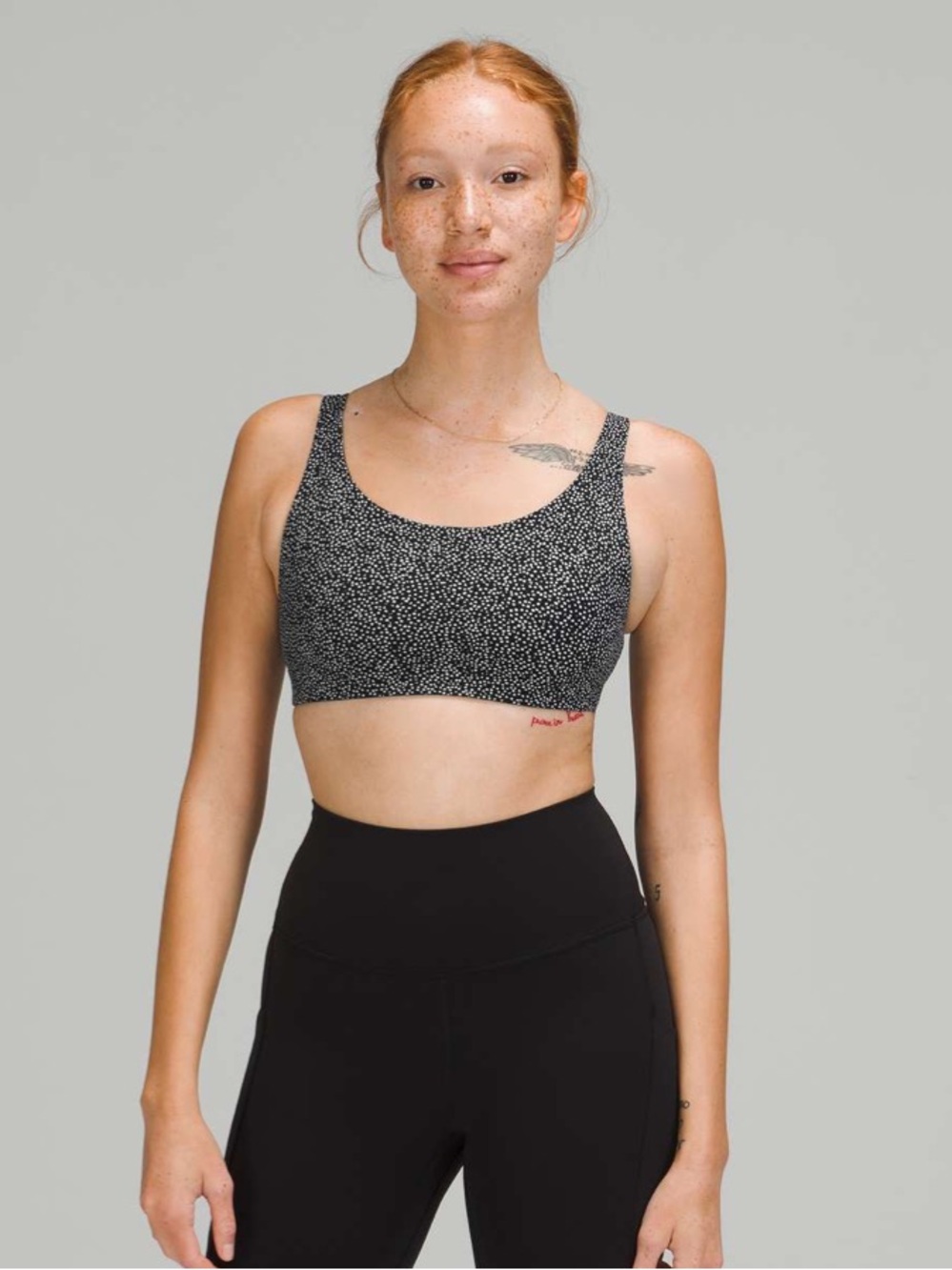 NWOT  Lululemon In Alignment Straight Strap Bra C/D Cups. Size 6